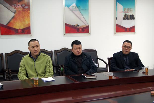 ͼ4���й�ʮ�����ֶĲ�����ַ����ש���۸���������(��һ)���й�ʮ�����ֶĲ�����ַ�¹�ש���۸��ܼܲ��꣨�У����й�ʮ�����ֶĲ�����ַ�׹�ש���۸������壨��һ����������