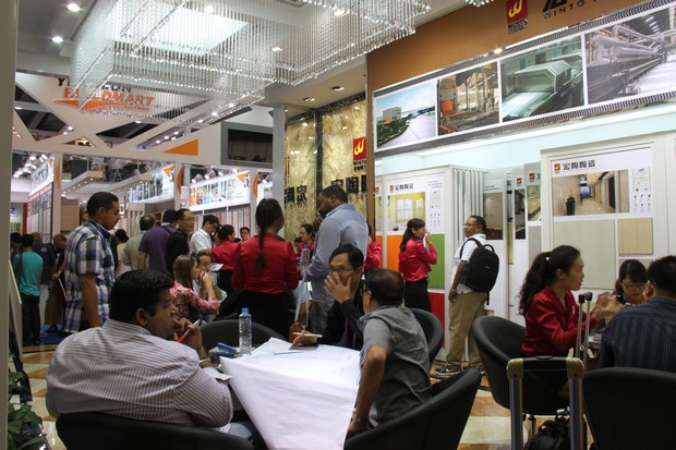 ͼ4�����ڲ���ӢΪ������������й�ʮ�����ֶĲ�����ַ��Ʒ����